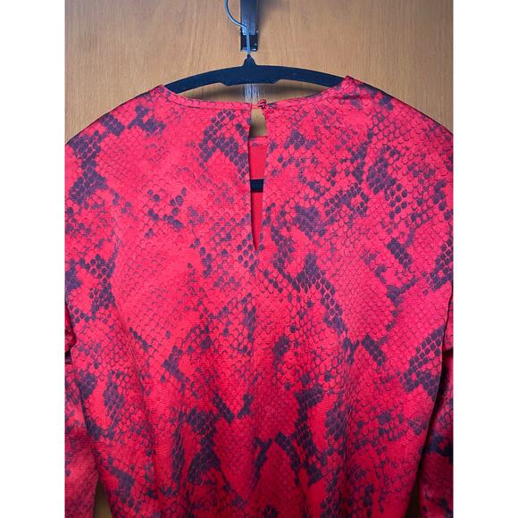 Ann Taylor - Red Snakeskin Ruffle Wrap Dress - XS - Picture 10 of 14